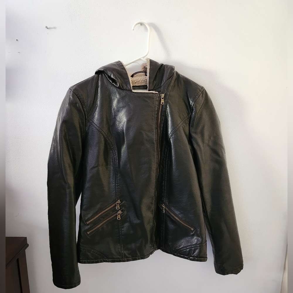 Levi's Women's Asymmetrical Sherpa Lined Faux Leather Jacket with Hood - EUC